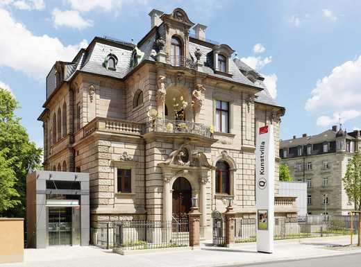Außenansicht der Kunstvilla | Fotoaufnahme von Annette Kradisch Außenansicht der Kunstvilla | Fotoaufnahme von Annette Kradisch