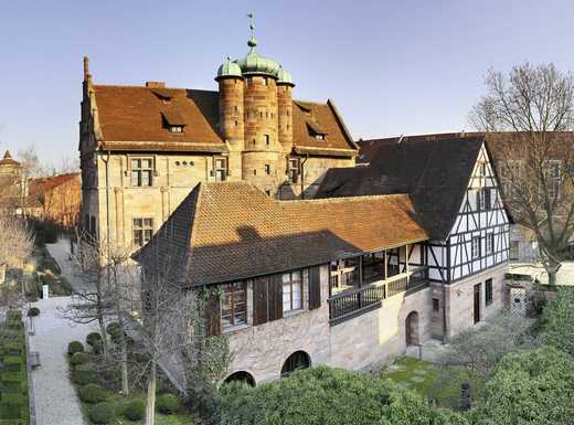 Außenansicht des Museum Tucherschloss | Fotoaufnahme von Jens Liebenberg